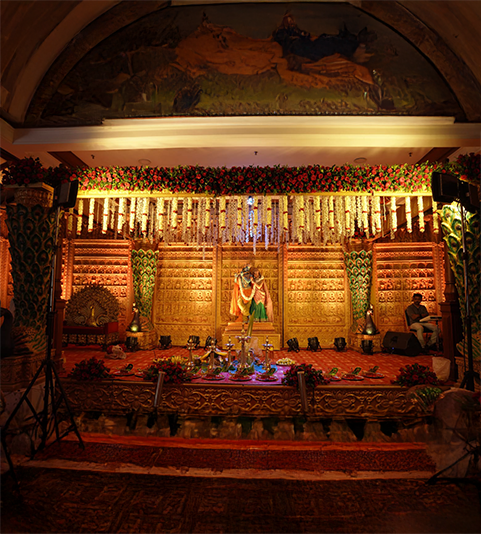 LUXURIOUS-PARTY-HALL LUXURIOUS-PARTY-HALL